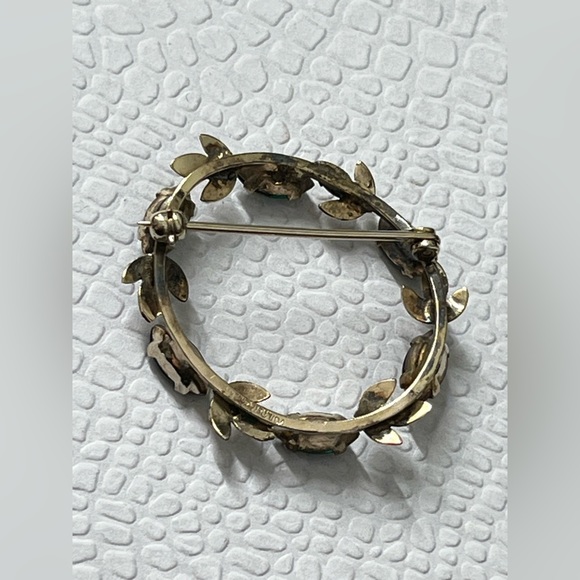 VINTAGE SIGNED VAN DELL 12K GF GREEN RHINESTONES BROOCH - Picture 3 of 7